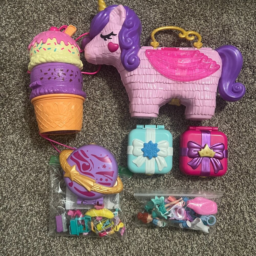 Polly Pocket Bundle